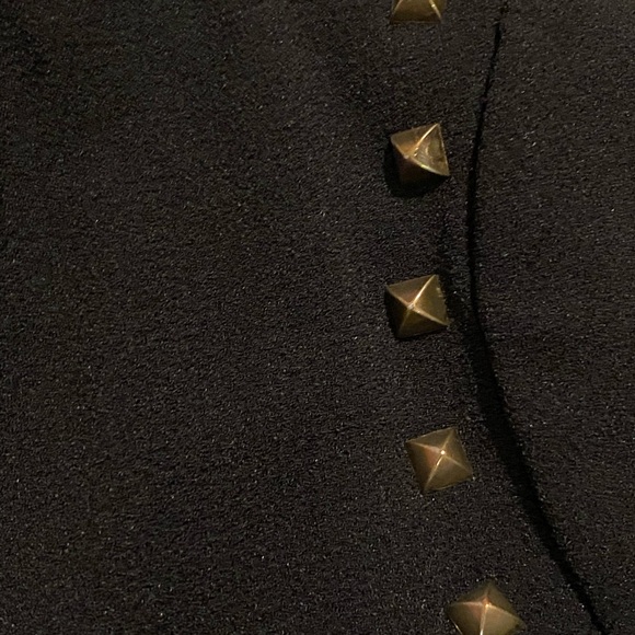 Blazer - Picture 5 of 7